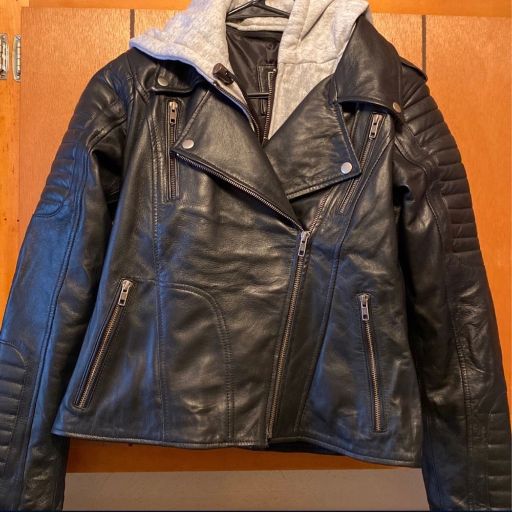 Leather Jacket (Authentic) - Picture 5 of 10